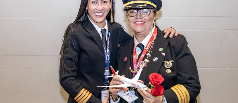 Maribel Porras se jubila de Avianca tras 45 años de carrera como piloto.