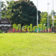 Rotonda del Aeropuerto Enrique Olaya Herrera de Medellín.
