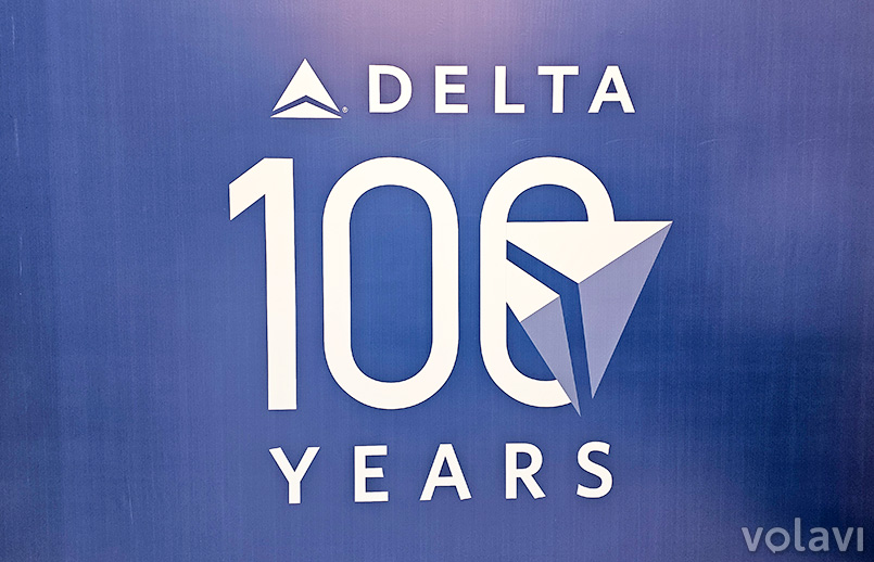 Logo especial de Delta Air Lines para la celebración de su centenario.