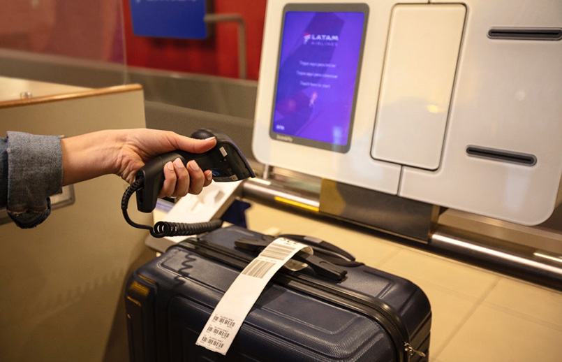 Autoservicio para el registro de equipaje de LATAM Airlines.