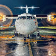 ATR 42-600 de Clic Air en operación nocturna.