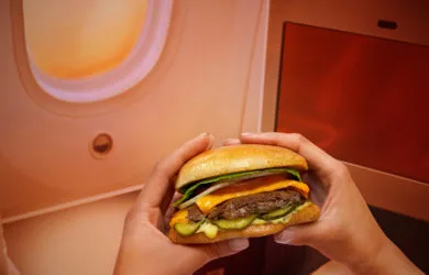 Hamburguesas de Home Burgers ahora disponibles en clase ejecutiva de Avianca en vuelos a Europa.