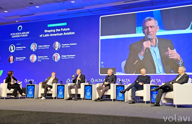 Panel de los CEO's de las aerolíneas de Latinoamérica en el ALTA Leaders Forum 2025.