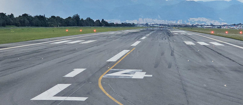 Pista 14L del Aeropuerto ElDorado de Bogotá.