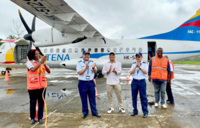 Inauguración de la ruta entre Bogotá y Nuquí de Satena en el Aeropuerto Reyes Murillo.