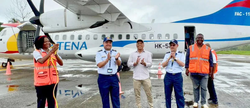 Satena inició ruta a Nuquí desde Bogotá Inauguración de la ruta entre Bogotá y Nuquí de Satena en el Aeropuerto Reyes Murillo.