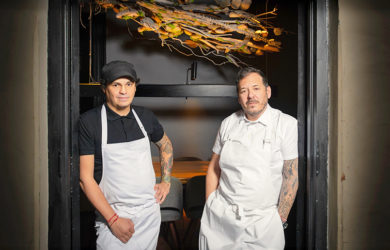 Chefs encargados de la renovación del menú en clase ejecutiva de Avianca.