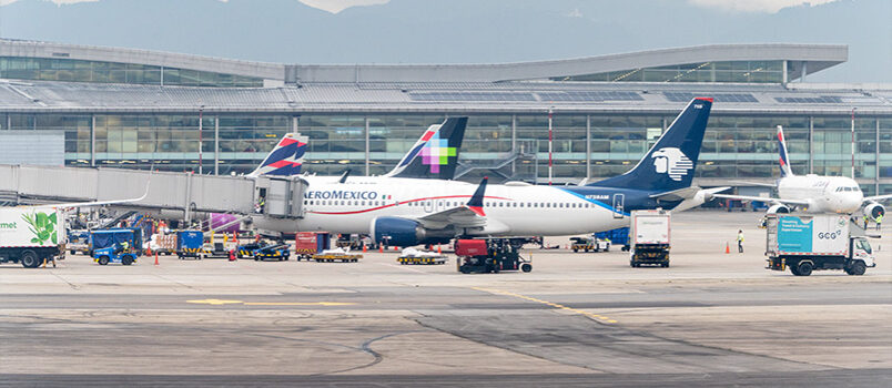 Aviones en la terminal internacional del Aeropuerto Eldorado de Bogotá (abril de 2026).