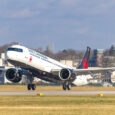 Primer Airbus A321XLR de Air Canada despegando.