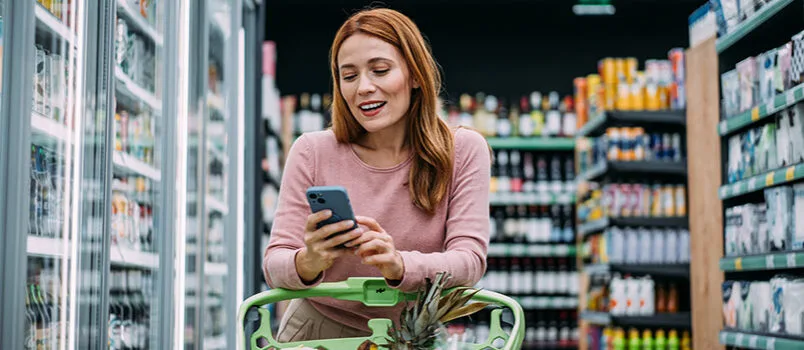 LifeMiles y Cencosud se alían para convertir compras en millas Alianza entre Cencosud y LifeMiles para acumulación y redención de millas.