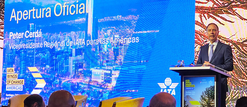 Peter Cerdá, vicepresidente de IATAA para las Américas, en la bienvenida a Wings of Change 2026