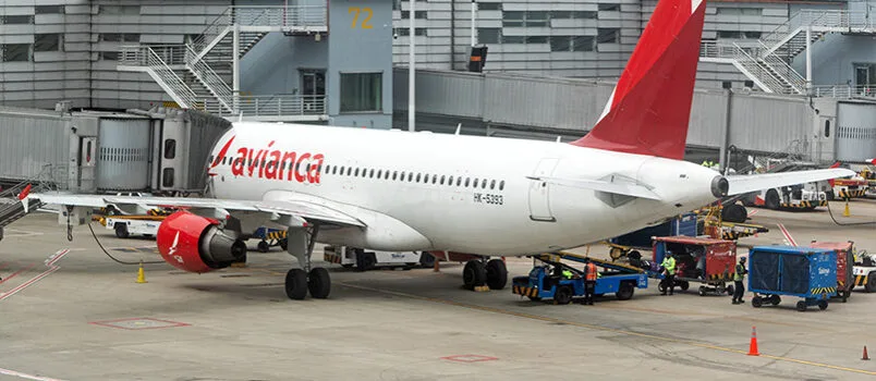 Avianca inicia ventas de nuevos vuelos a Miami y Fort Lauderdale Airbus A320 de Avianca (HK-5393), en el terminal nacional del Aeropuerto El Dorado de Bogotá.