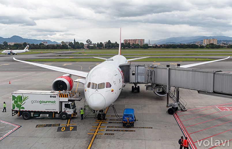 Boeing 787-8 de Avianca como el que cubre los vuelos entre Bogotá y Madrid.