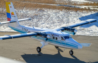 DHC-6-300G de Satena, con livery retro, de matrícula HK-5469/FAC1403.