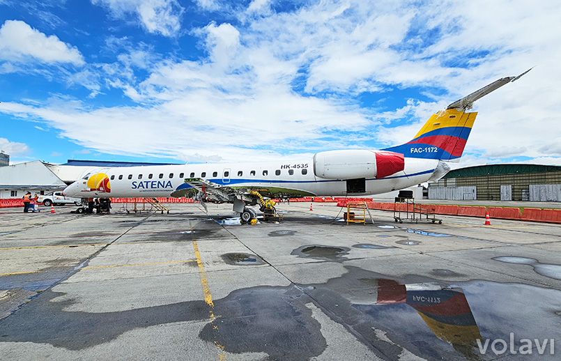 Embraer 145 de Satena (HK-4535), recibiendo una inspección avanzada en el hangar de la aerolínea en Bogotá.
