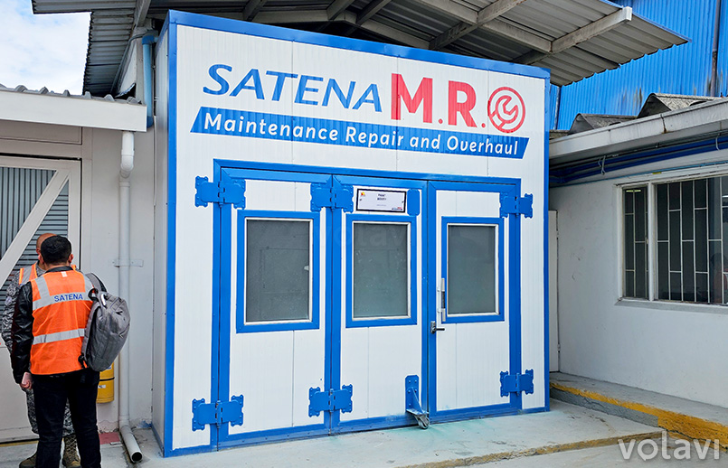 Satena MRO - Taller de pintura en el hangar de Bogotá.