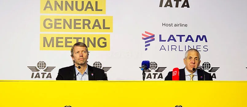 Intervención de Roberto Alvo, CEO de LATAM Airlines y Jerome Cadier, CEO de LATAM Brasil, durante el AGM 2026 de IATA en Río de Janeiro.