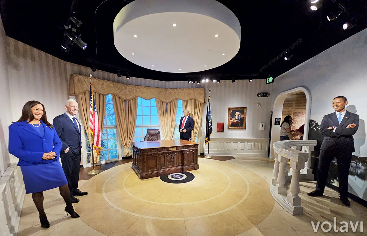 El "Despacho Oval" en el Museo de Madame Tussauds de Orlando con Kamala Harris, Joe Biden, Donald Trump y Barack Obama. El "Despacho Oval" en el Museo de Madame Tussauds de Orlando con Kamala Harris, Joe Biden, Donald Trump y Barack Obama.