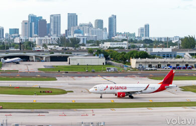 Airbus A320 de Avianca (matrícula HK-5320), próximo a despegar del Aeropuerto Internacional Hollywood de Fort Lauderdale.