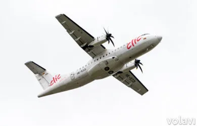 ATR 42-600 de Clic Air (matrícula HK-5331), despegando de Bogotá.