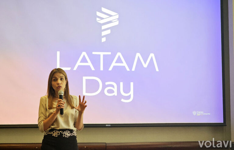 Erika Zarante, CEO de LATAM Colombia, durante la presentación del balance del primer semestre de 2026.