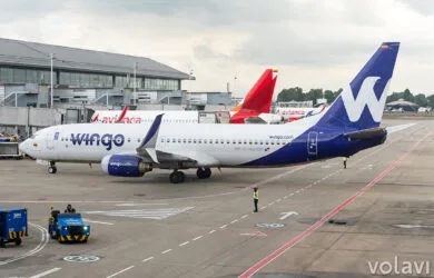 Boeing 737-800 de Wingo (matrícula HP-1714CMP) en el Aeropuerto El Dorado de Bogotá.