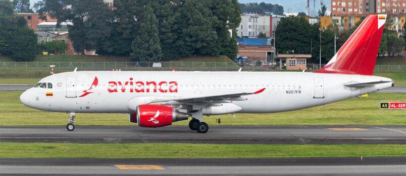 Airbus A320 de Avianca (matrícula N207FR), en el Aeropuerto El Dorado de Bogotá.
