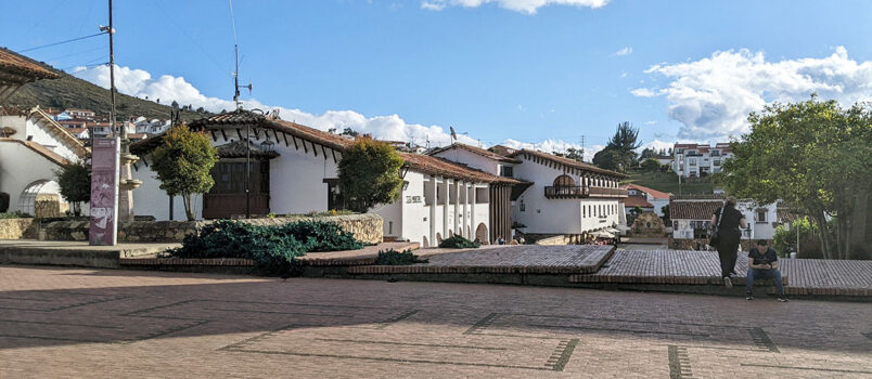 Vista de la Plaza Central de Guatavita (Colombia).