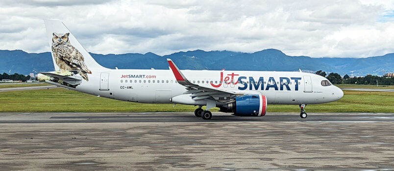 JetSmart volará a Armenia durante el cierre del aeropuerto de Pereira Airbus A320neo de JetSmart (CC-AWL), en el Aeropuerto El Dorado de Bogotá.