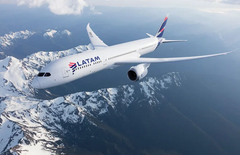 LATAM aumentó 7% su capacidad y transportó 7,9 millones de pasajeros