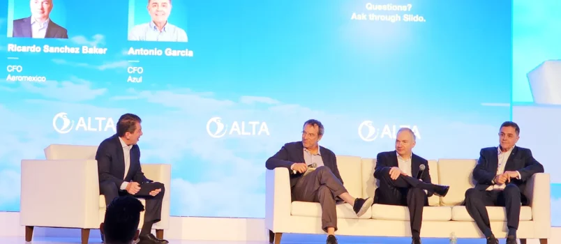 Grupo Abra, Aeroméxico y Azul replantean sus estrategias ante el aumento de costos Líderes financieros de Grupo Abra, Aeroméxico y Azul en el panel económico del ALTA AGM Leaders Forum 2026.